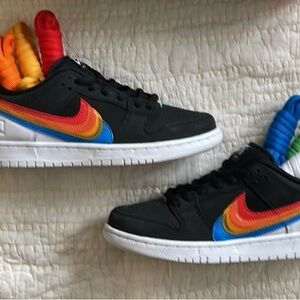 DH7722-001 Polaroid Nike
SB Dunk Low Pro QS Black
White (Men's) Size 14